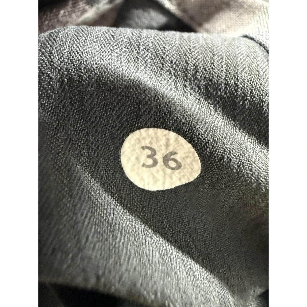 Lululemon Commission Shorts Mens 36 Gray Striped Chino Casual Pockets 10 Inseam